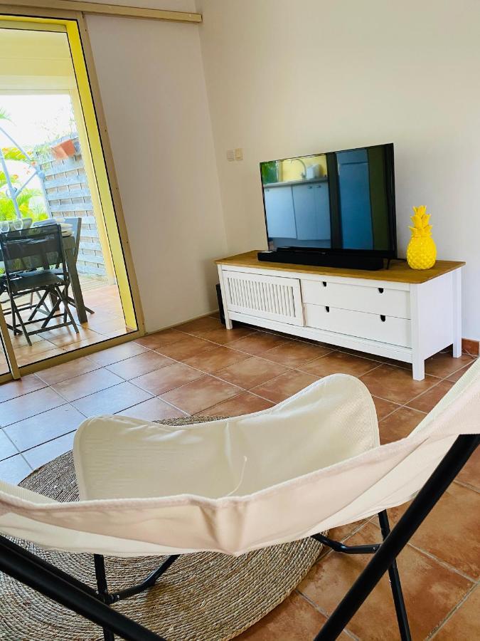 Maison Mitoyenne , Piscine,Citerne, Jardin, Parking, Plage Le Gosier  Dış mekan fotoğraf