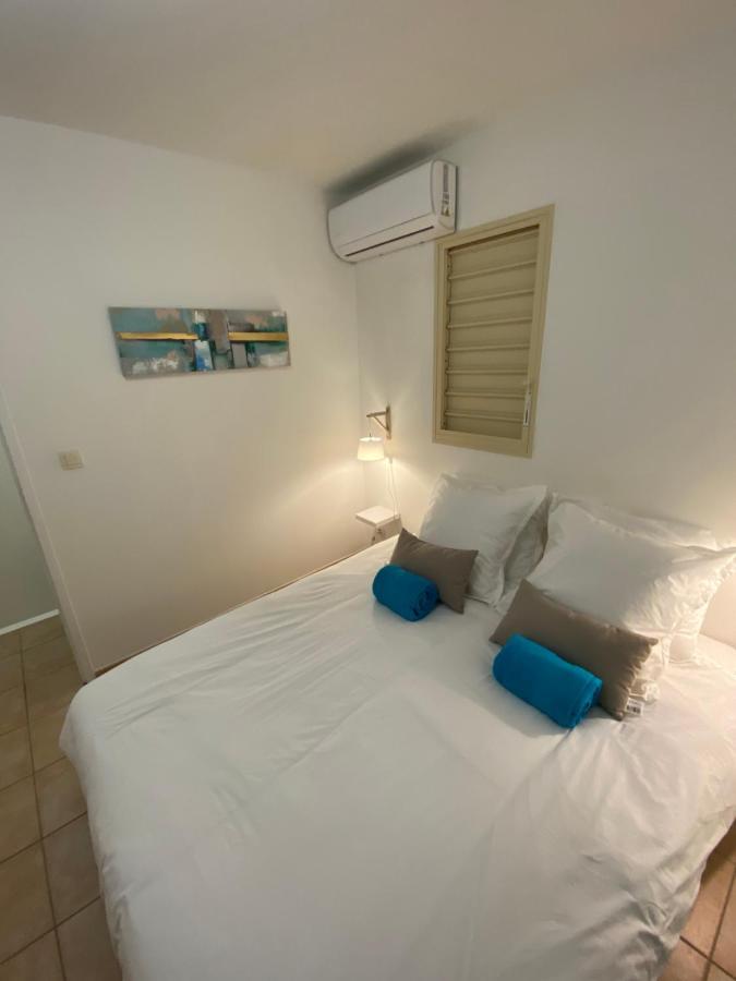 Maison Mitoyenne , Piscine,Citerne, Jardin, Parking, Plage Le Gosier  Dış mekan fotoğraf
